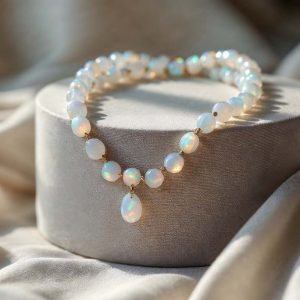 Ocean Glow Pearl Necklace